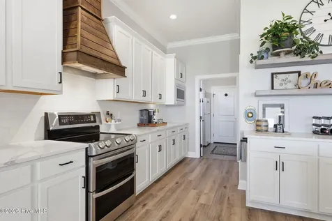135 Gallants Point Road Beaufort NC 28516
