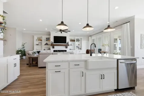 135 Gallants Point Road Beaufort NC 28516