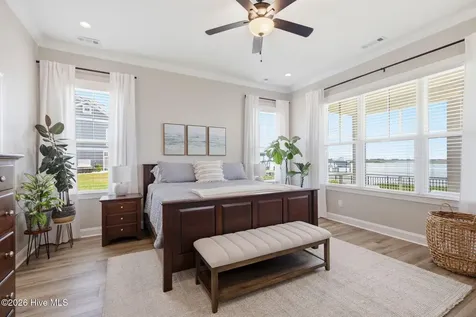135 Gallants Point Road Beaufort NC 28516