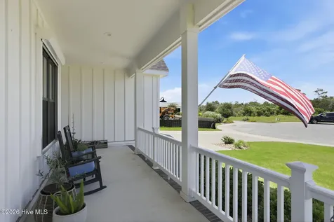 135 Gallants Point Road Beaufort NC 28516
