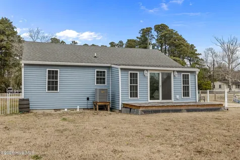 177 Otway Farm Road Beaufort NC 28516