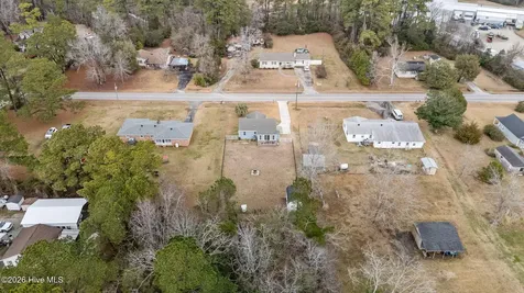 177 Otway Farm Road Beaufort NC 28516