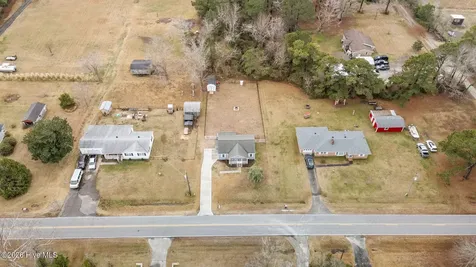 177 Otway Farm Road Beaufort NC 28516