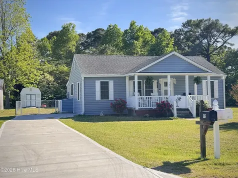 177 Otway Farm Road Beaufort NC 28516