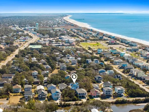111 SE 41st Street Oak Island NC 28465