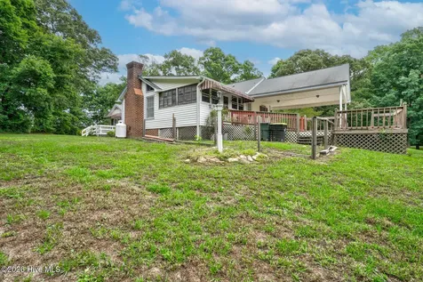 6562 Squirrel Den Road Bailey NC 27807