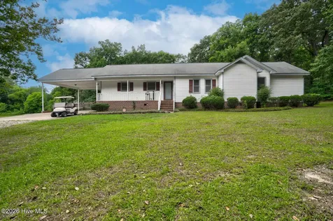 6562 Squirrel Den Road Bailey NC 27807