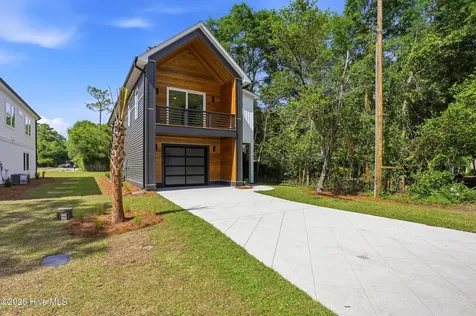 5017 Peachtree Avenue Wilmington NC 28403