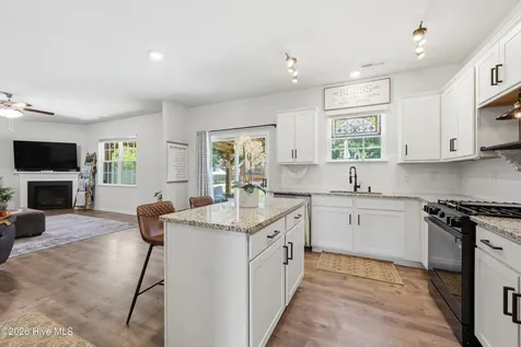 116 Featherstone Lane New Bern NC 28562