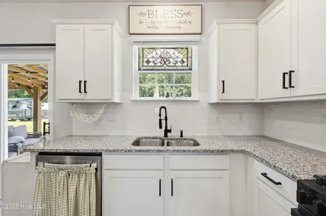116 Featherstone Lane New Bern NC 28562