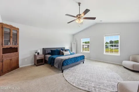 116 Featherstone Lane New Bern NC 28562