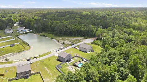 116 Featherstone Lane New Bern NC 28562
