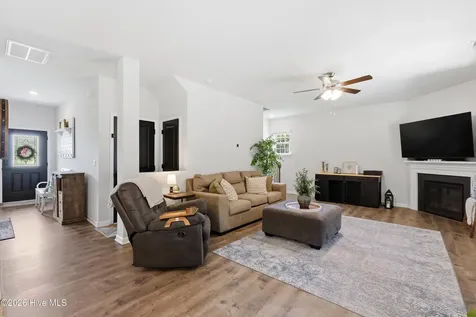 116 Featherstone Lane New Bern NC 28562