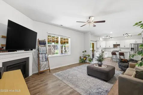 116 Featherstone Lane New Bern NC 28562
