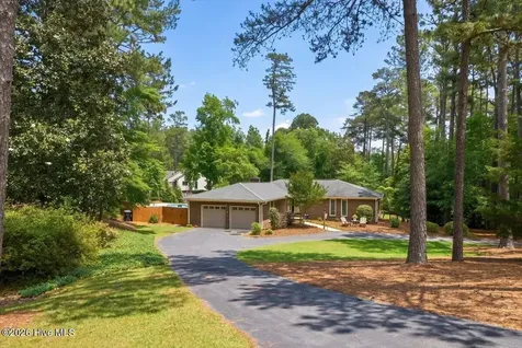 125 Cliff Road Southern Pines NC 28387