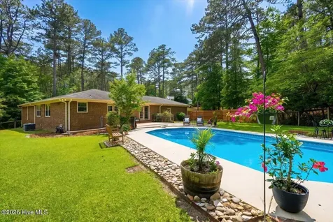 125 Cliff Road Southern Pines NC 28387