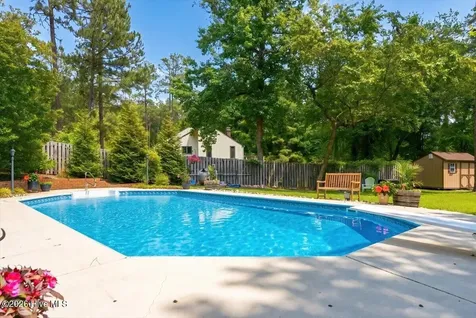 125 Cliff Road Southern Pines NC 28387
