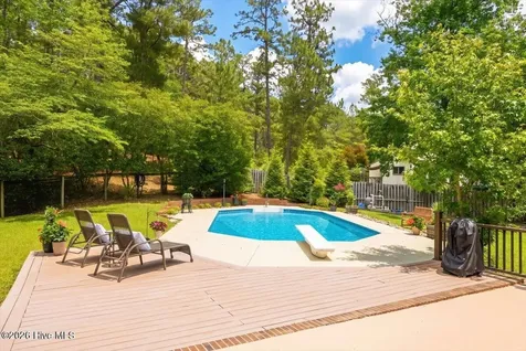 125 Cliff Road Southern Pines NC 28387