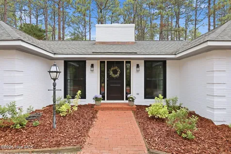 355 Serpentine Drive Southern Pines NC 28387