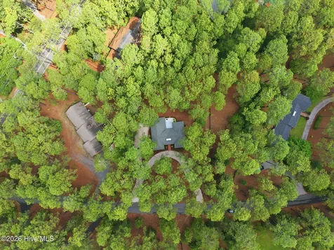 355 Serpentine Drive Southern Pines NC 28387