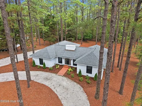 355 Serpentine Drive Southern Pines NC 28387