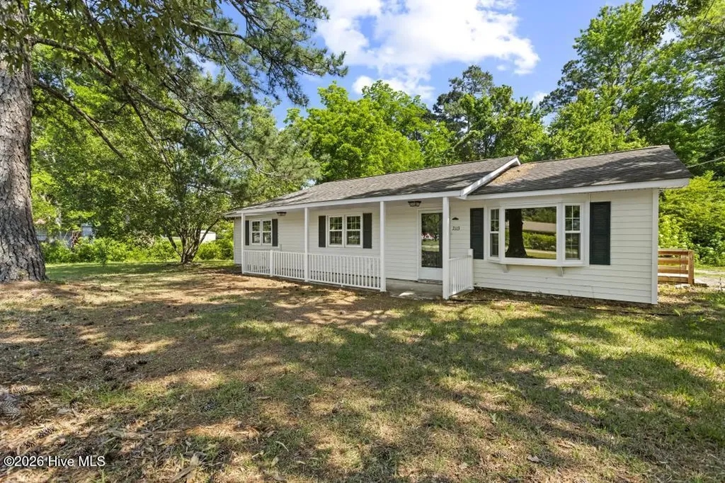 2113 N Parker Road Jacksonville NC 28546