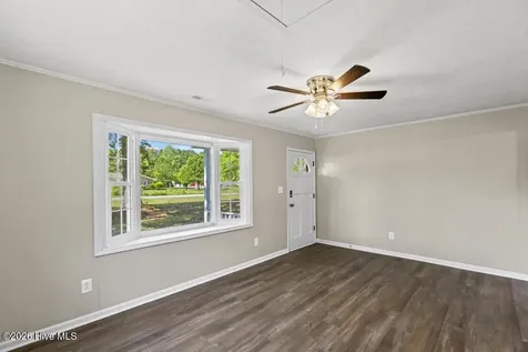 2113 N Parker Road Jacksonville NC 28546