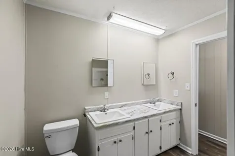 2113 N Parker Road Jacksonville NC 28546