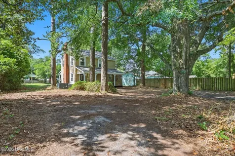 2307 Princess Place Drive Wilmington NC 28405