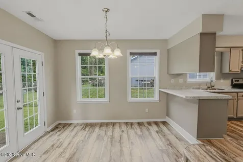 2038 Hunters Ridge Drive Midway Park NC 28544