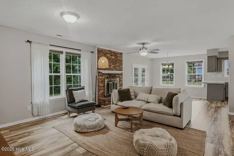 2038 Hunters Ridge Drive Midway Park NC 28544