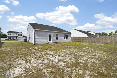 457 Old Charleston Drive SE Bolivia NC 28422
