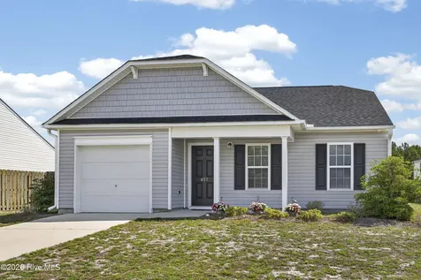 457 Old Charleston Drive SE Bolivia NC 28422