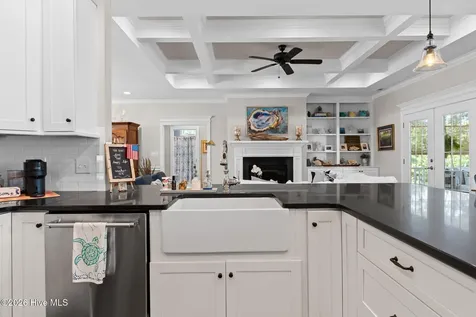 927 Green Pointe Drive Sunset Beach NC 28468