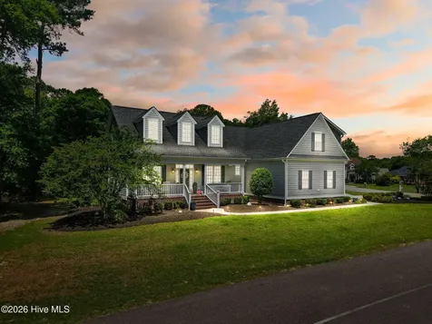 927 Green Pointe Drive Sunset Beach NC 28468