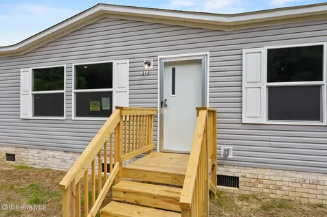 312 W Dunn Street Sneads Ferry NC 28460