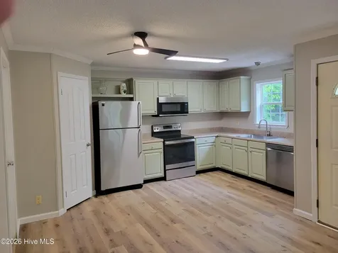 367 Battleground Road Atkinson NC 28421