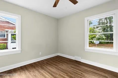 205 Hill Street Kinston NC 28501
