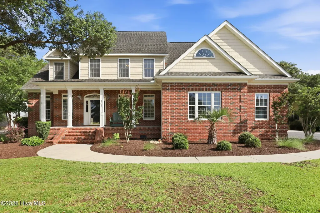105 Harold Avenue Swansboro NC 28584