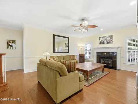 105 Harold Avenue Swansboro NC 28584