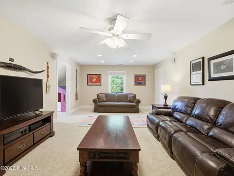 105 Harold Avenue Swansboro NC 28584