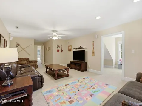 105 Harold Avenue Swansboro NC 28584