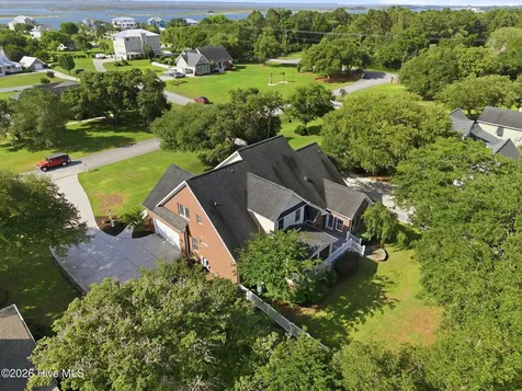 105 Harold Avenue Swansboro NC 28584