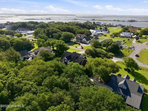 105 Harold Avenue Swansboro NC 28584