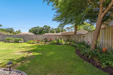 211 Bonita Street Cape Carteret NC 28584