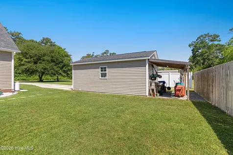 211 Bonita Street Cape Carteret NC 28584
