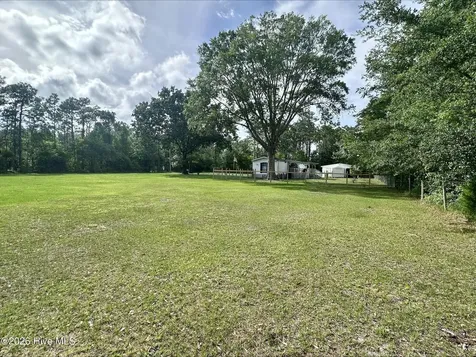 945 Mirror Lake Drive Southport NC 28461