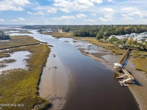 1226 Kingfish Boulevard Calabash NC 28467