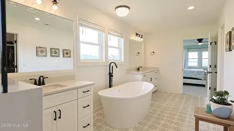 212 Marshside Landing Holly Ridge NC 28445