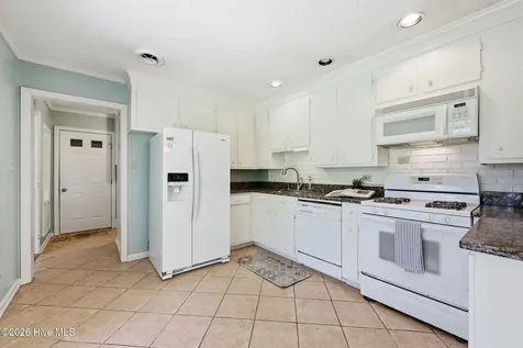 114 E Fairway Drive Washington NC 27889